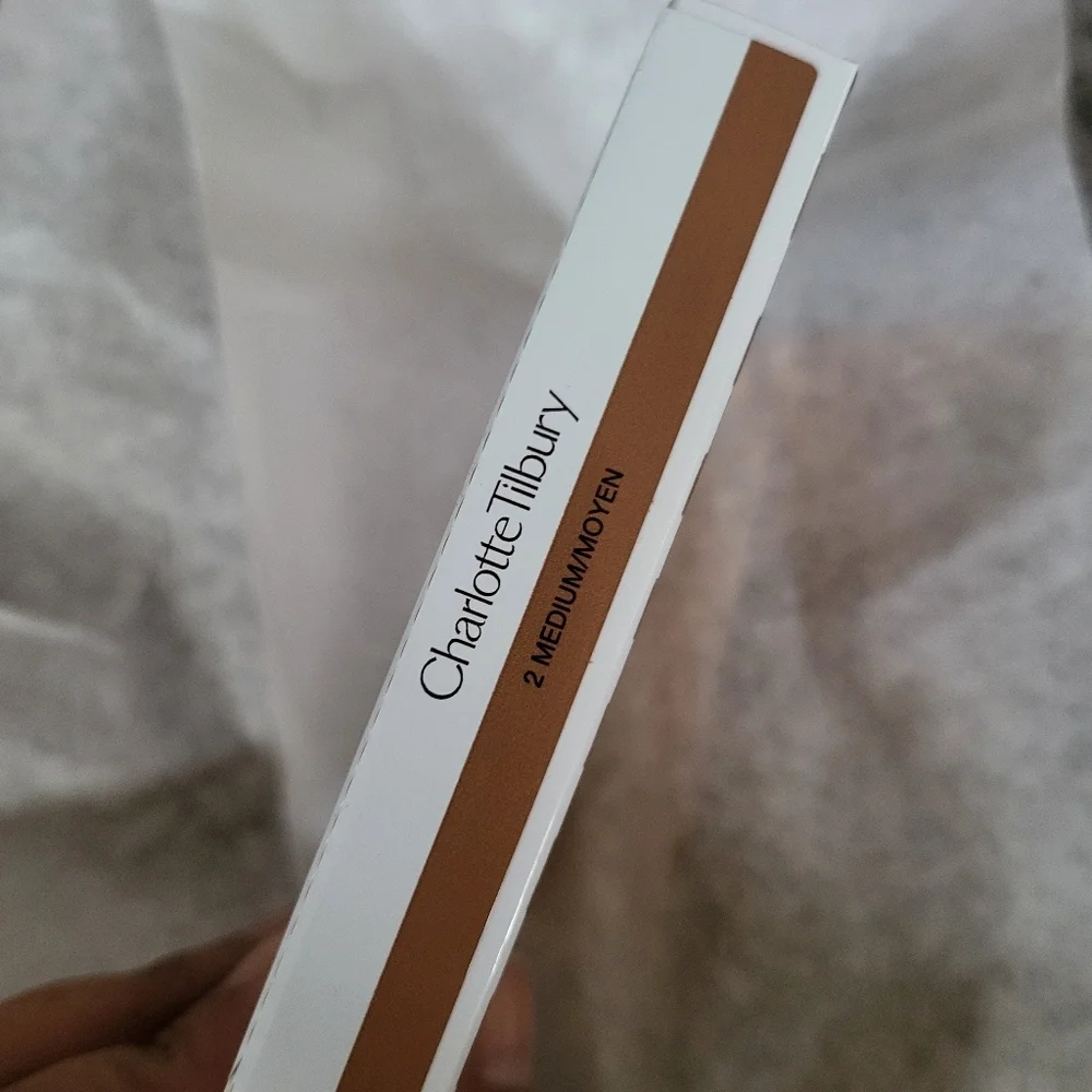 Charlotte Tilbury Beautiful Skin Sun-Kissed Glow Cream Bronzer - 2 Medium